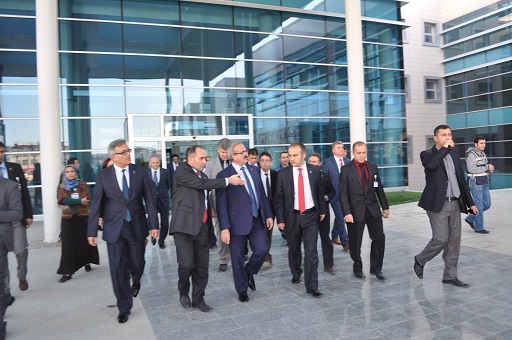 Her şey yeni olmalı