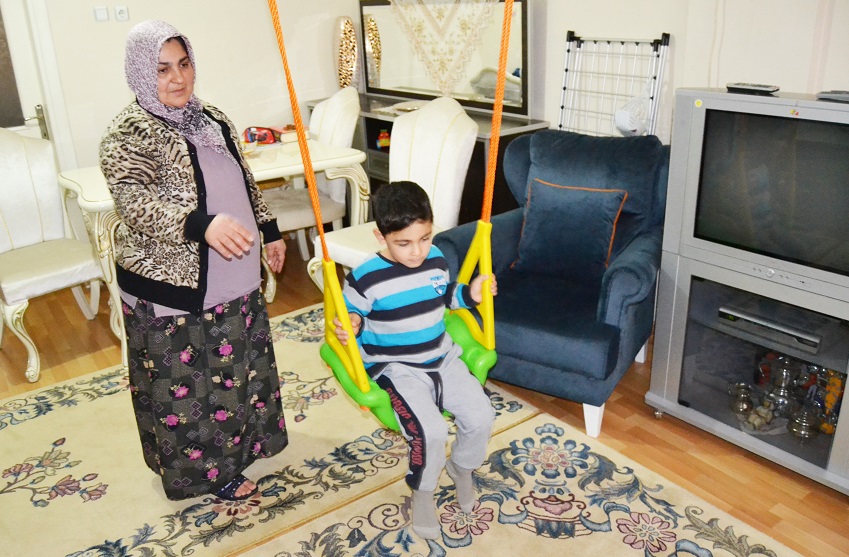 Küçük Bedirhan destek bekliyor