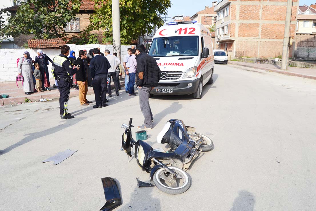 Çocuğa çarpıp kaçtı