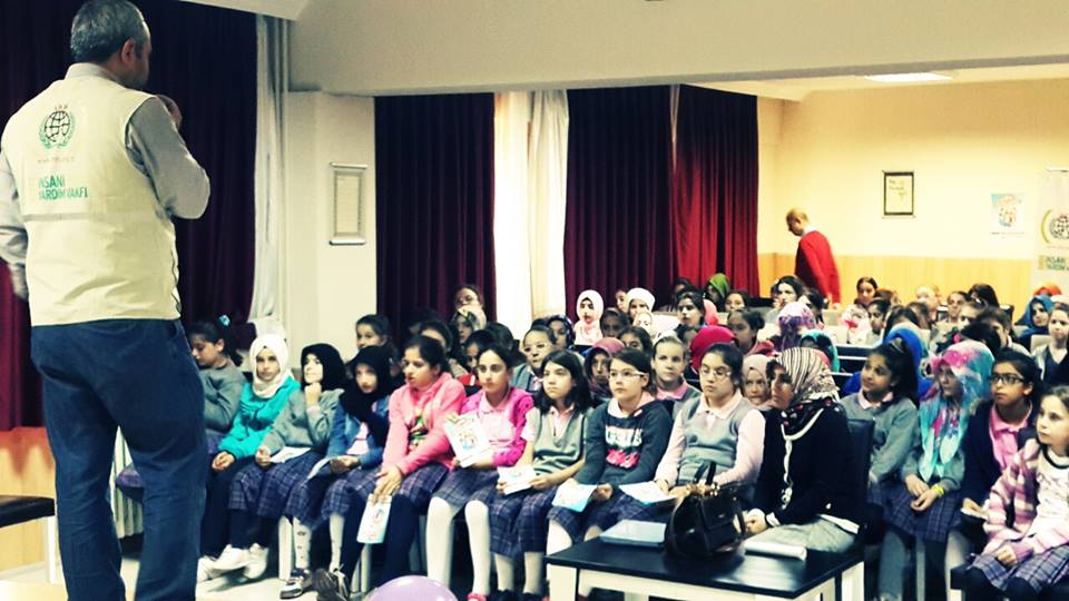 Geleceğin iyiliksever Türkiye’si bugünden yetişiyor