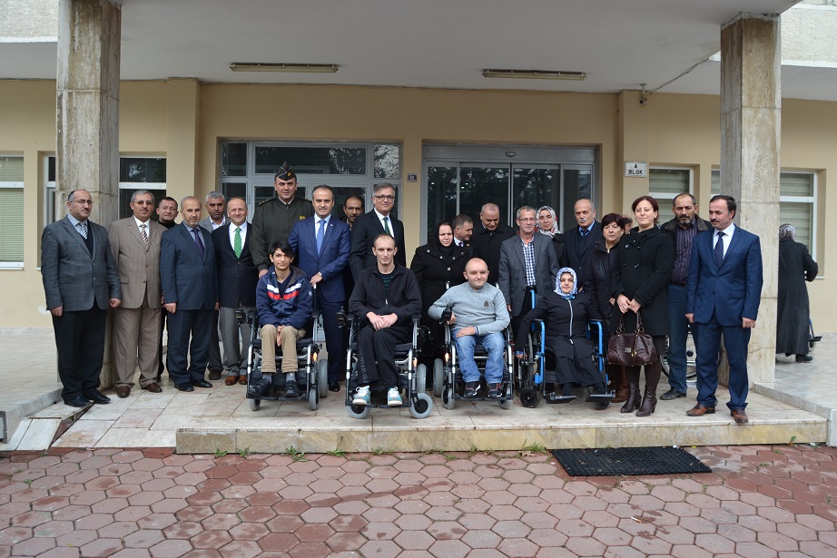 İhracatçılardan engellilere anlamlı hediye