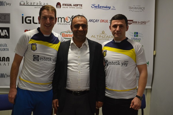 Doğanspor imzalara devam ediyor