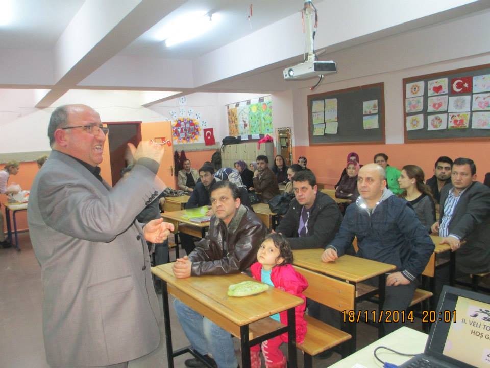 Babaların mesleklerini çocuklar uygulamalı anlattı