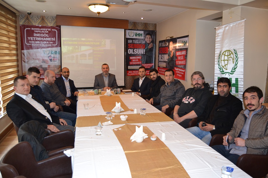 Bir tuğla da senden olsun!