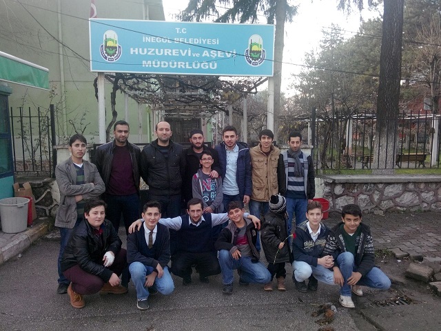 Ensar Vakfı’ndan Huzurevi’ne ziyaret