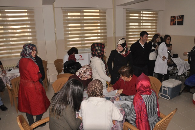 HEM’den 70 ünite kan