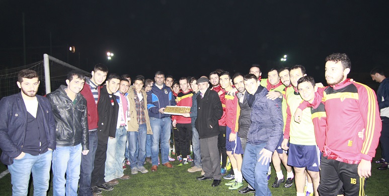 Taraftardan moral ikramı