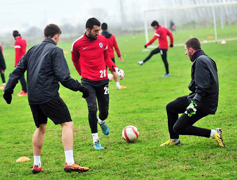 Hedef ilk yarıyı 3 puanla kapatmak