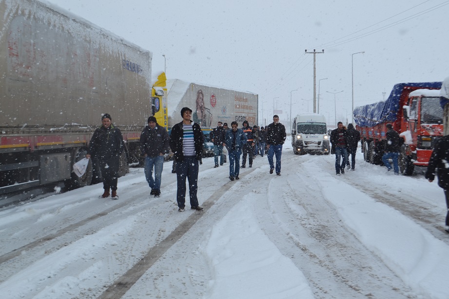 TIR’lara geçit yok
