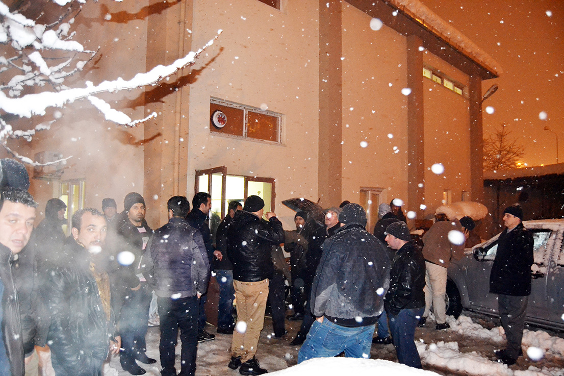 Vatandaş UEDAŞ’a isyan etti