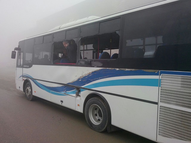 Kamyon ile halk otobüsü çarpıştı