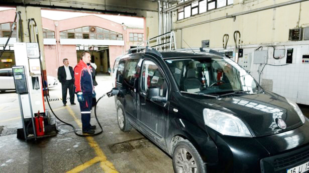 Büyükşehir’den ucuz benzin