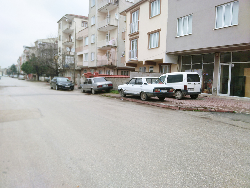 Esnaf riayet etti sıra sürücülerde