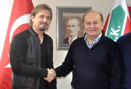 Karşıyaka’da Ayhan Akman dönemi başladı