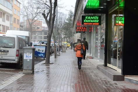 Kaldırımlar hayat buldu