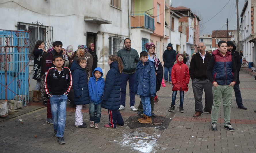Vatandaş UEDAŞ’a ateş püskürüyor