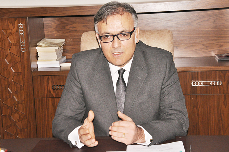 30 Köy yolu kapandı