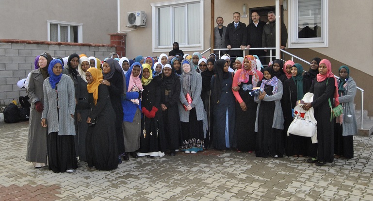 Afrikalı öğrenciler İKV’nin konuğu oldu