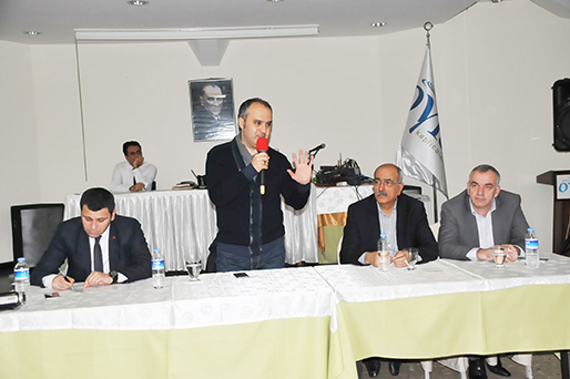 Aktaş’tan muhtarlara tek çatı çağrısı