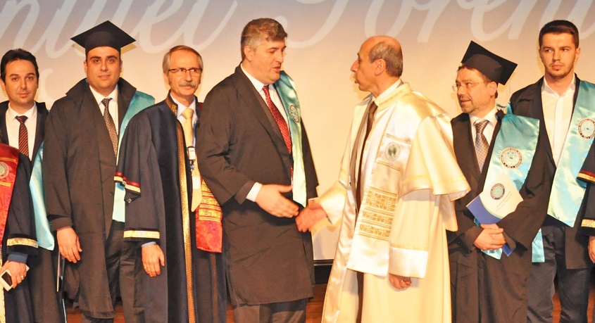 İTSO’nun dört personeli dış ticaret yüksek lisansı yaptı