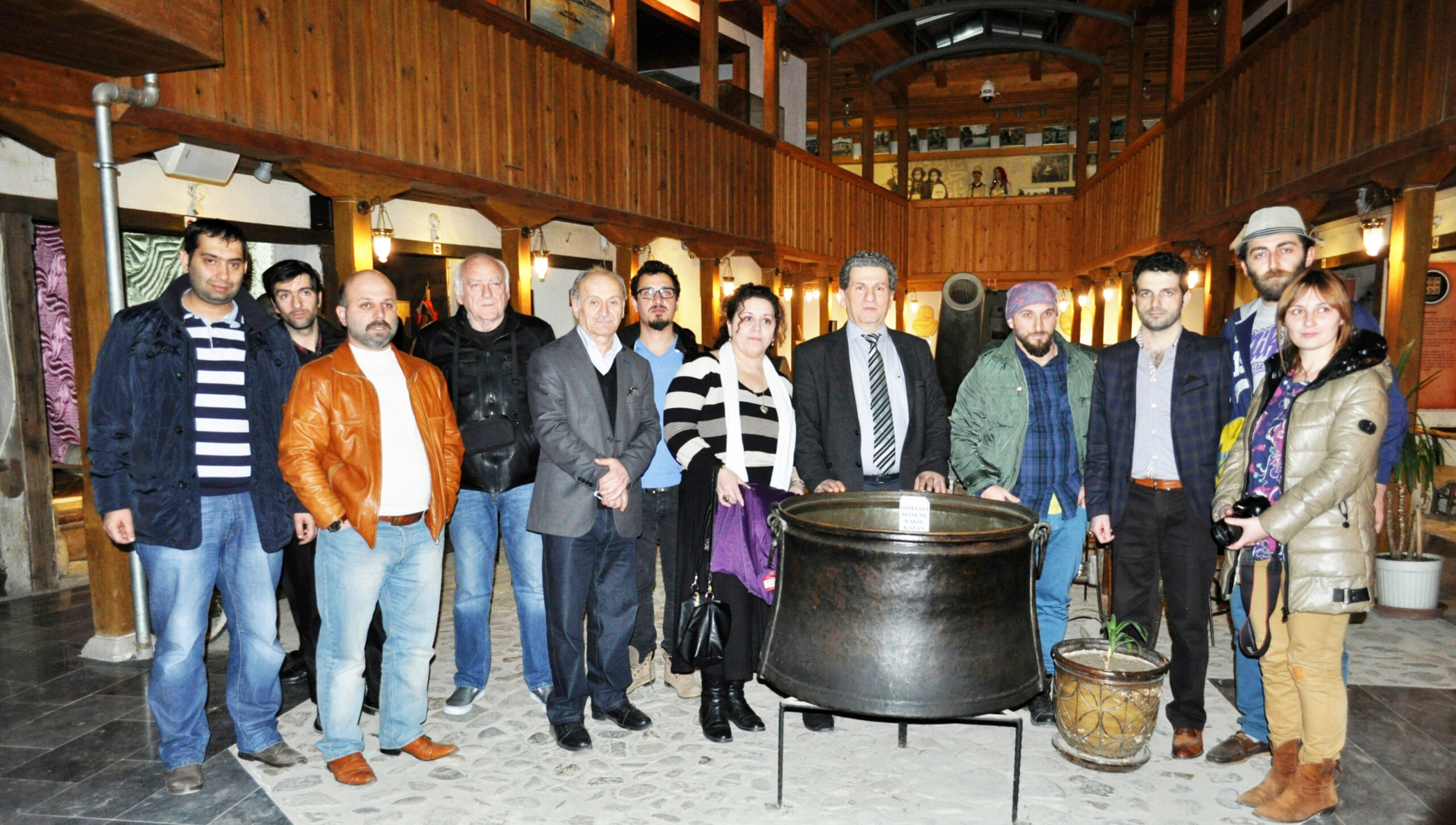 Gürcü ressamlar İnegöl’e hayran kaldı