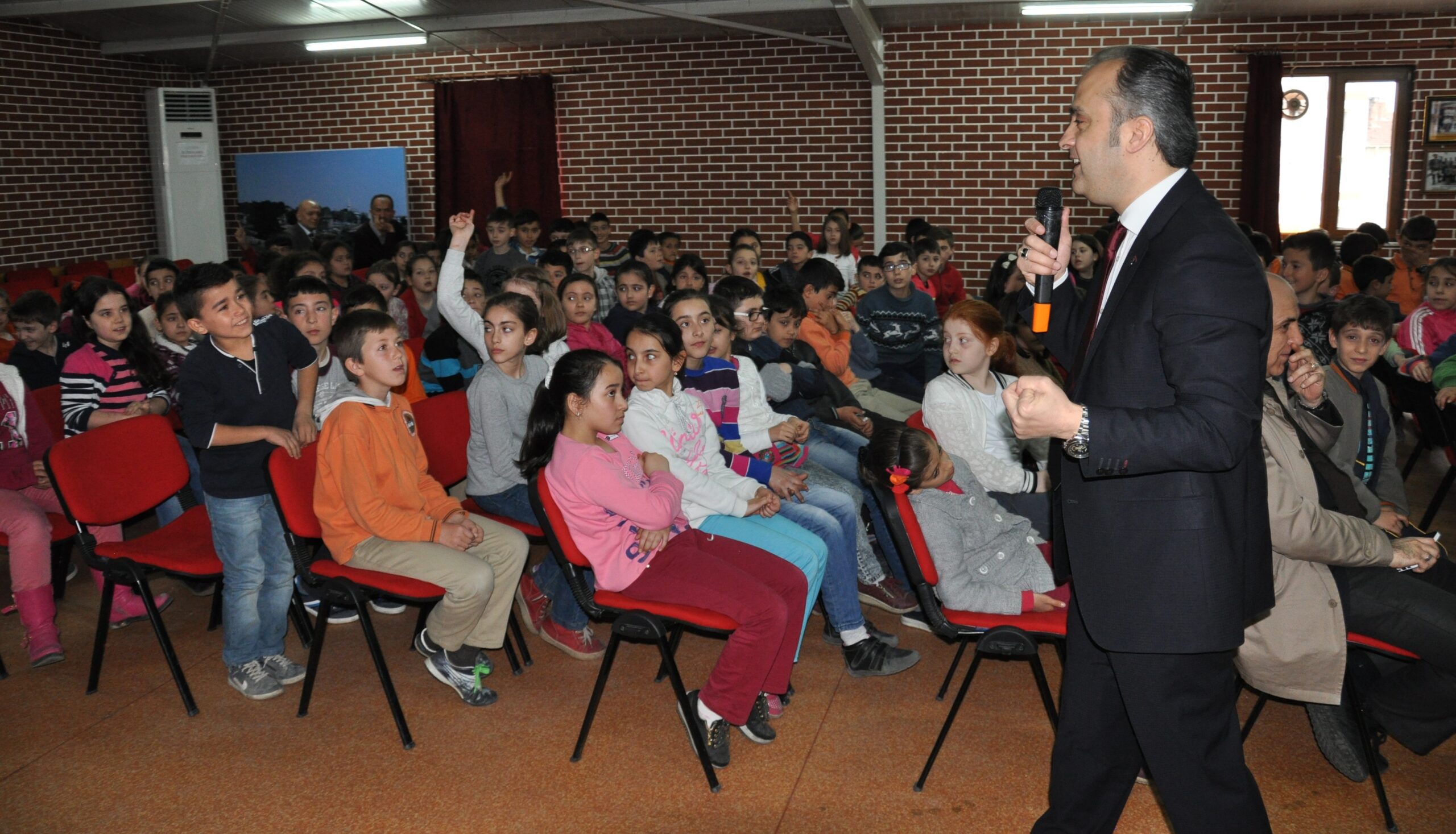 Aktaş’tan  Yerel Yönetimler dersi