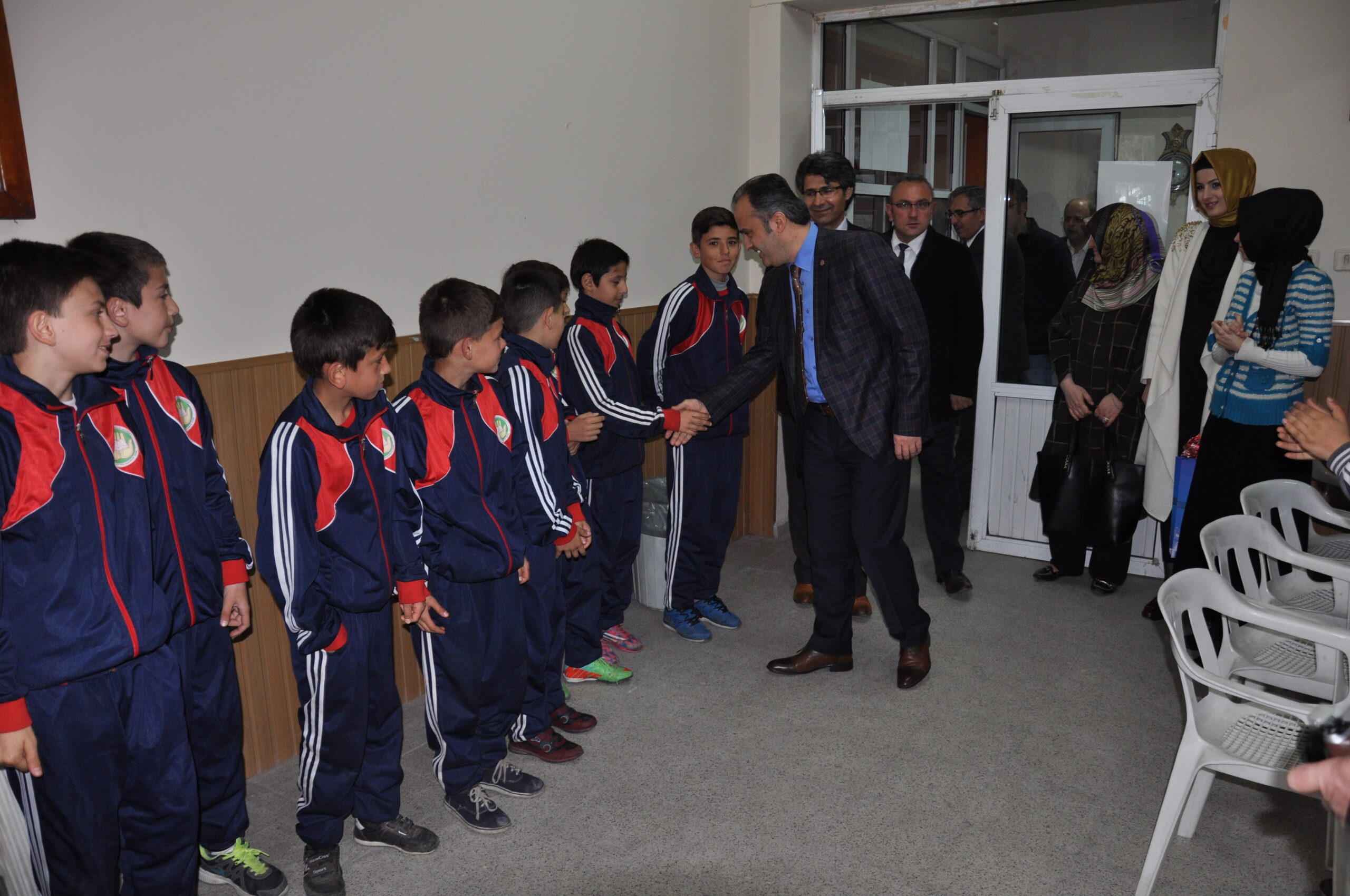 Başarılı sporcular ödüllendirildi