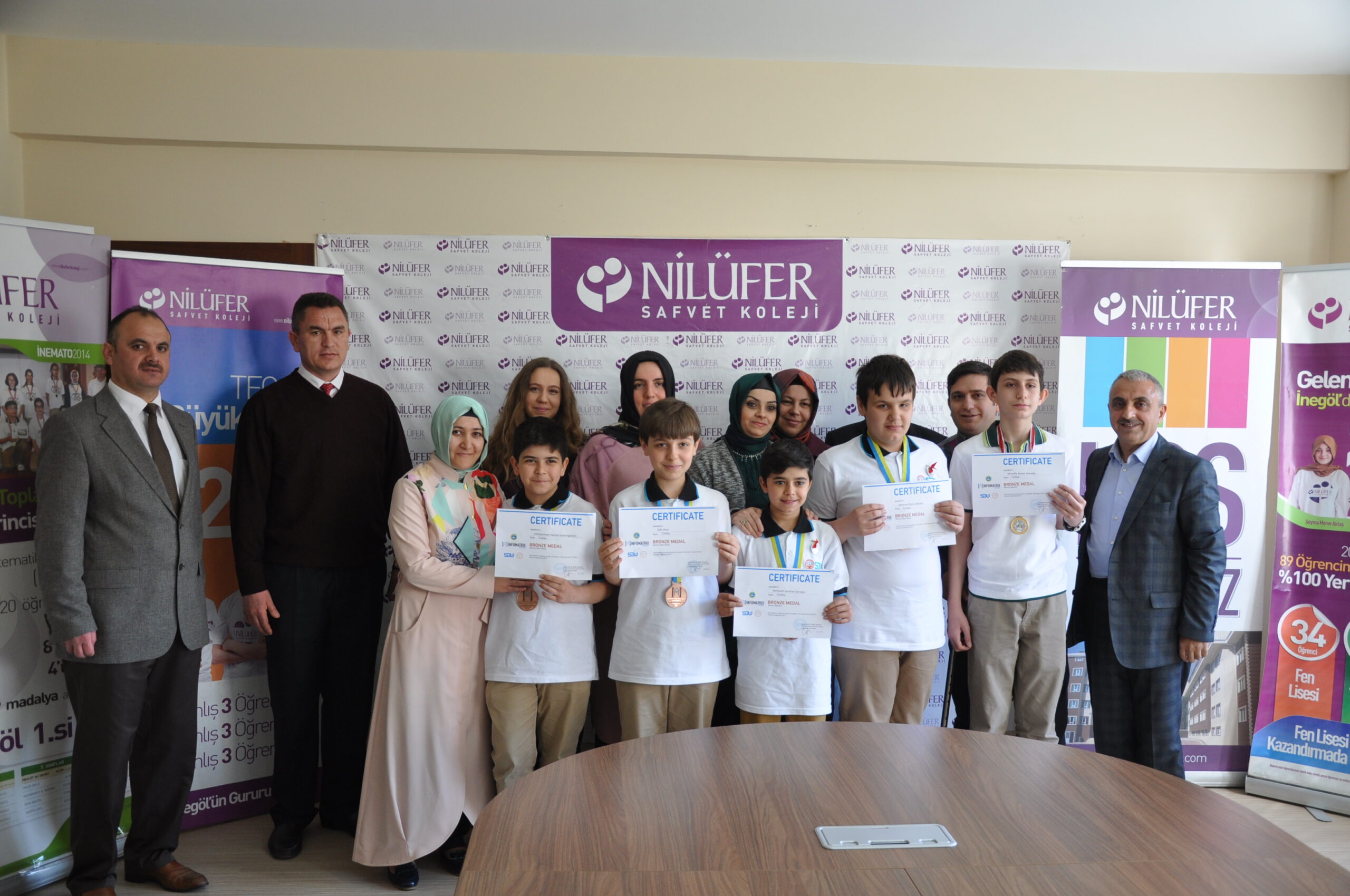 Saffetli öğrenciler dünya ile yarışıyor