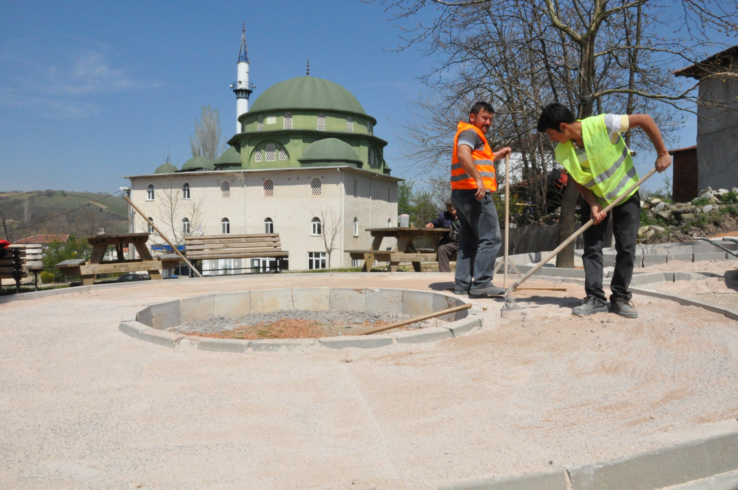 Tretuvar çalışmaları devam ediyor