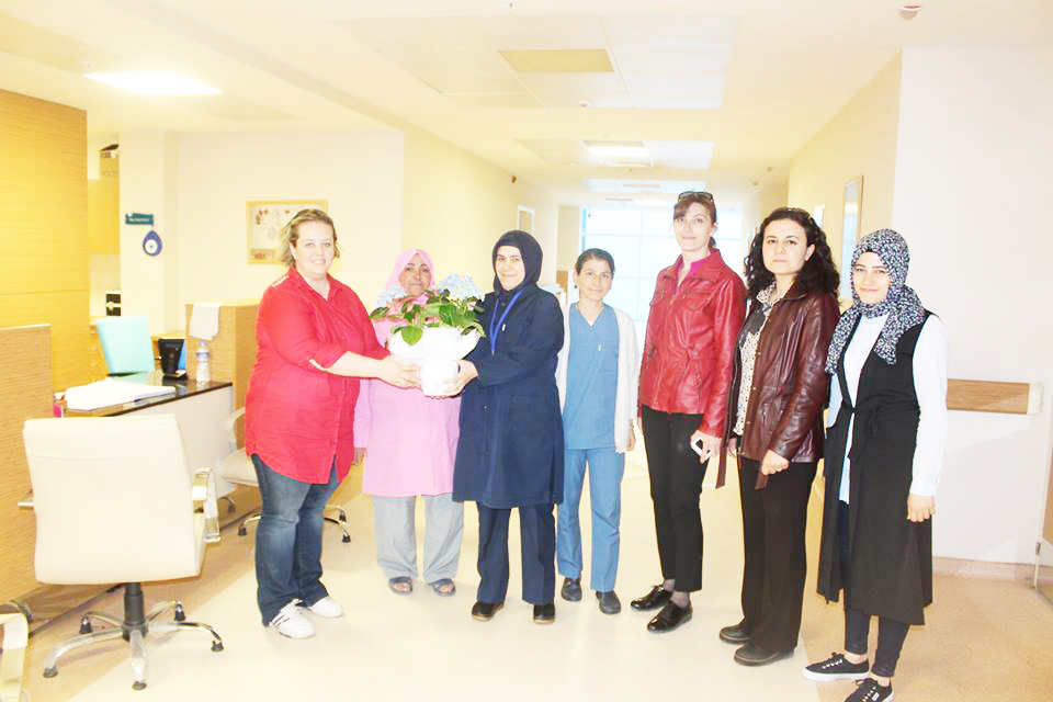 Kadınlar Meclisinden Anneler Günü ziyareti