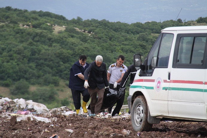 Dozerin altında can verdi