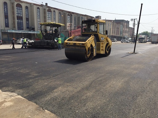 Pazartesi pazaryeri asfaltla kaplandı