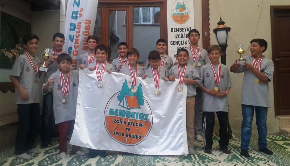 Bembeyaz gençlerden 38 madalya ve 2 kupa