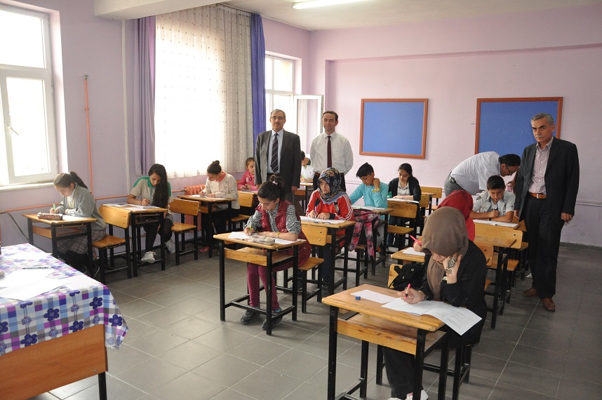 Kitap kurtları yarıştı