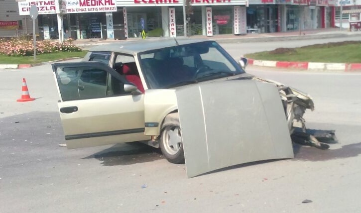 Dikkatsizlik kazaya neden oldu