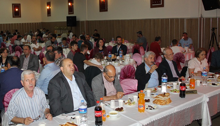 Mobilyacılar iftarda bir araya geldi
