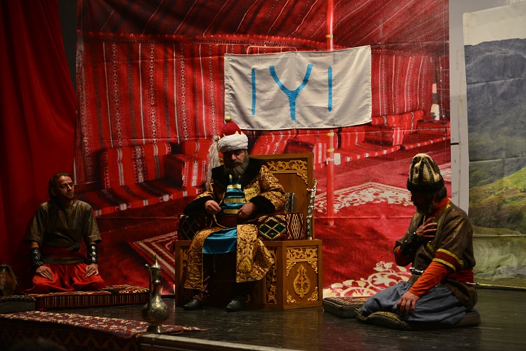 Kuruluş Orhangazi tiyatro oyunu sergilendi