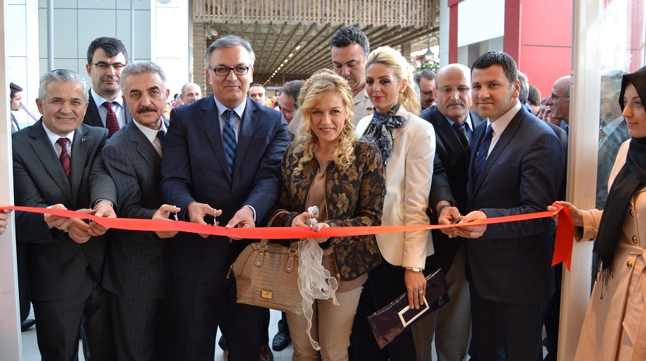 HEM’den final sergisi