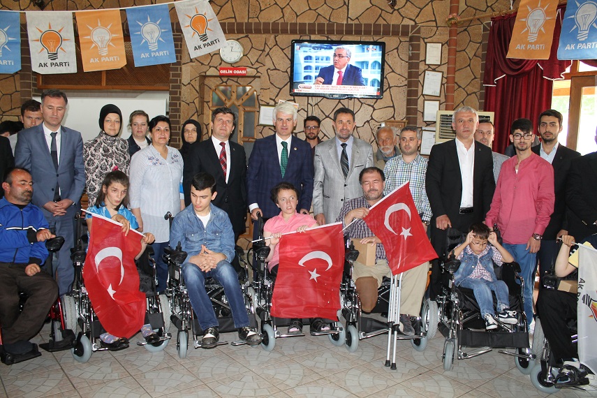 Engelliler AK Parti ile güldü