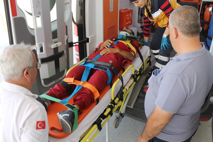 İki tekerlek helike saçıyor