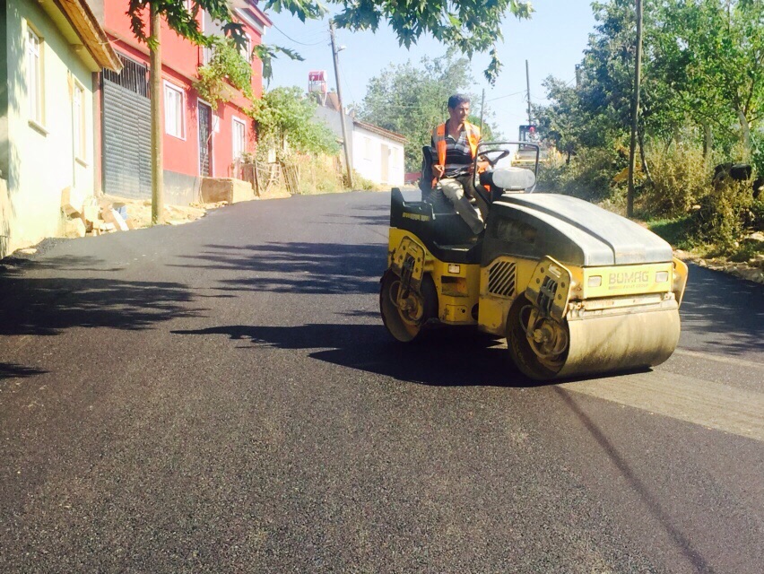 Kırsal mahallelerde asfaltlama