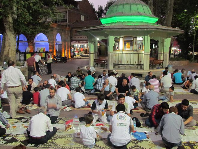 Ümmet İftarı’na davet