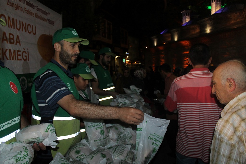 Somuncu Baba geleneği sürdürdü