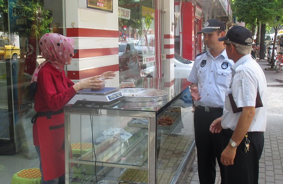 Tatlıcılar denetimden geçti