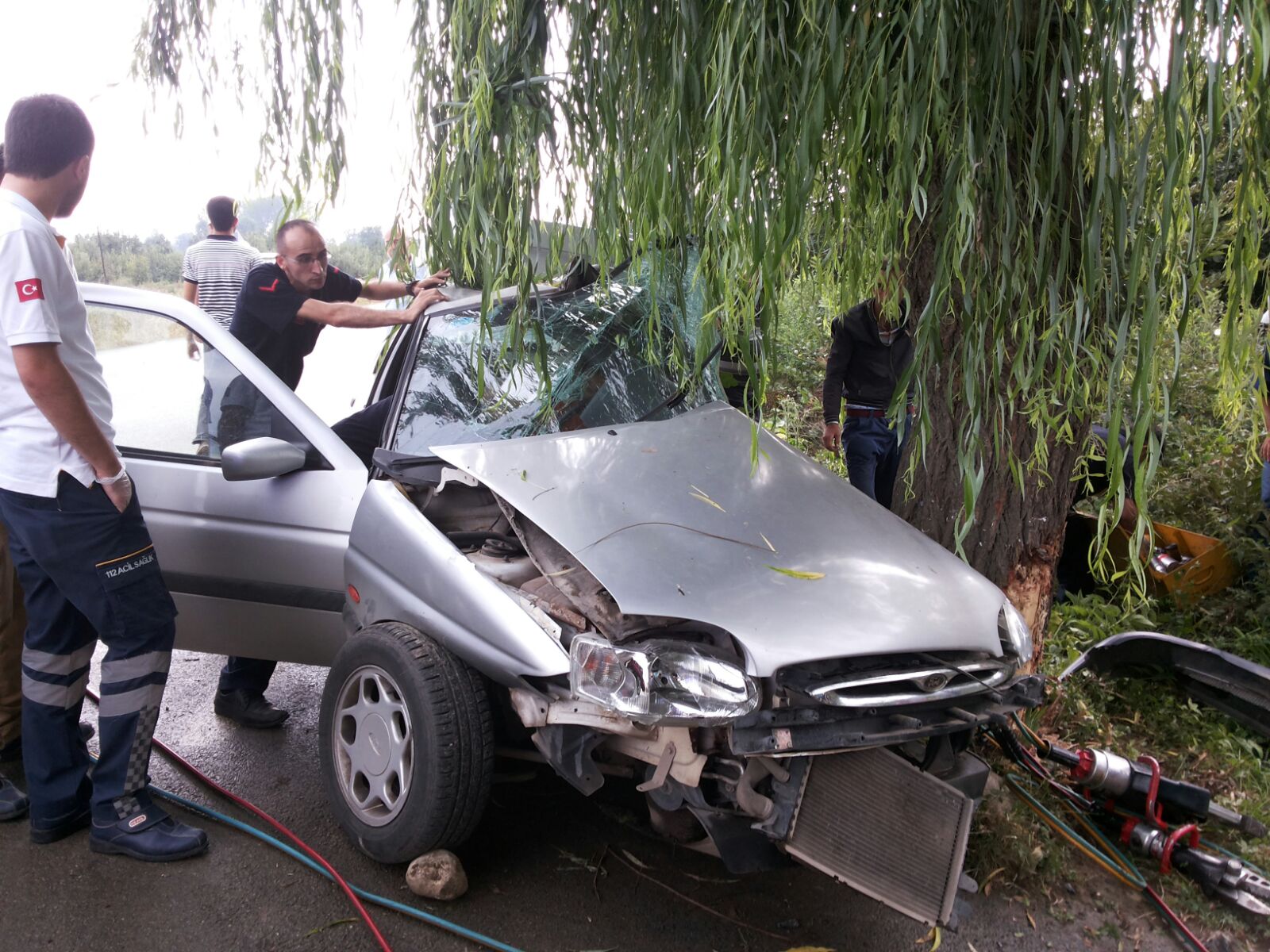 Yağmur kazayı da beraberinde getirdi