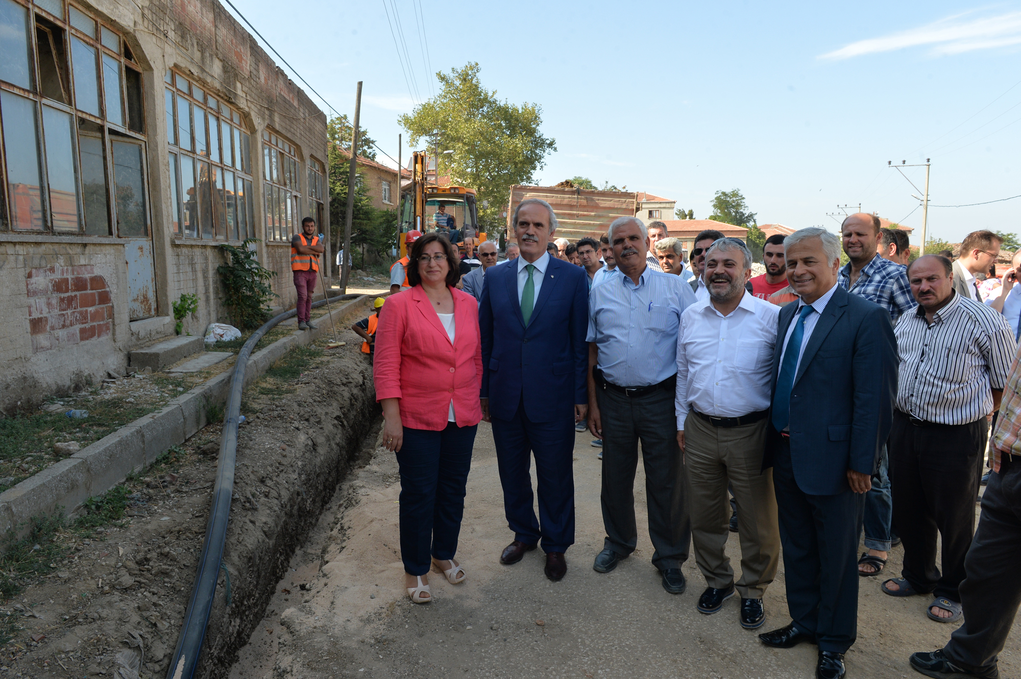 İlçeler sağlıklı içme suyuna kavuşuyor