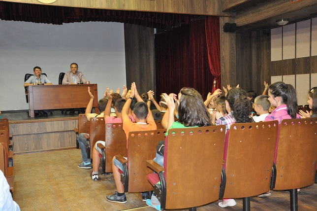 Bulgaristanlı öğrencilerin ilk durağı İnegöl