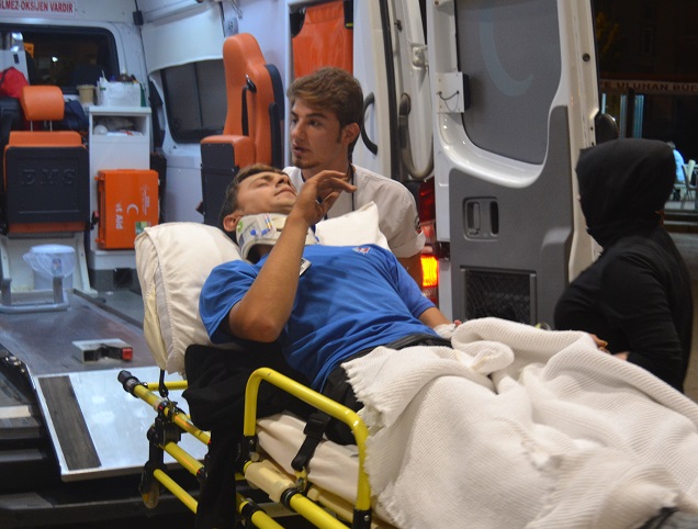 Kediye çarpmayayım derken…