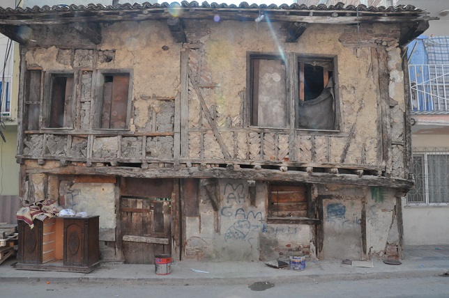 Kentsel dönüşümde 250 yıkım