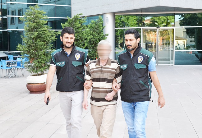 Eskinin polisi, şimdinin dolandırıcısı